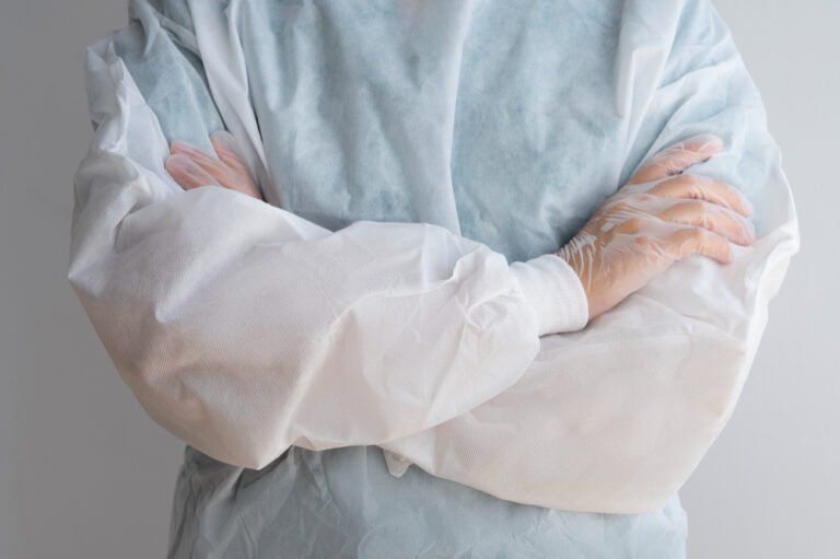 Surgical Gown Manufacturer in ahmedabad